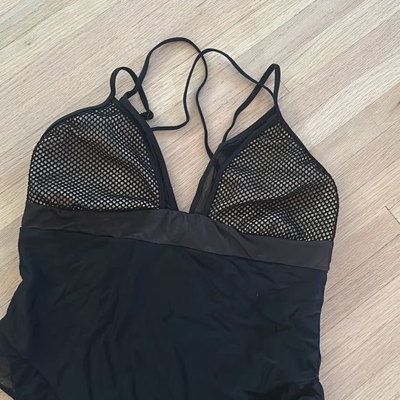 Forever 21 Swimsuit with Mesh detailing - Picture 2 of 5